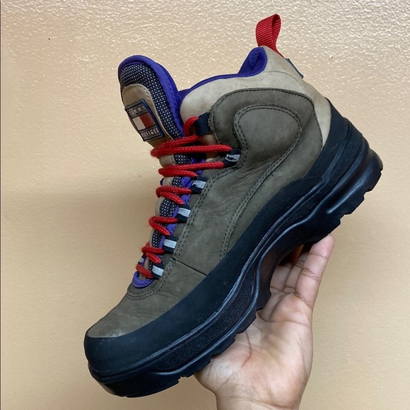 Vintage Tommy Hilfiger Men's Hiking Boots Brown Red Purple Black - Picture 7 of 16